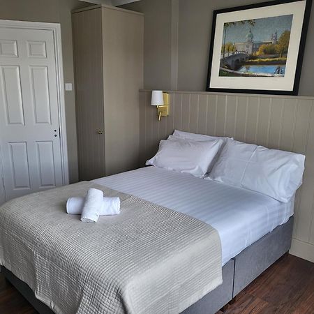 Urban Nest Townhouse Bed and Breakfast Galway Exteriör bild