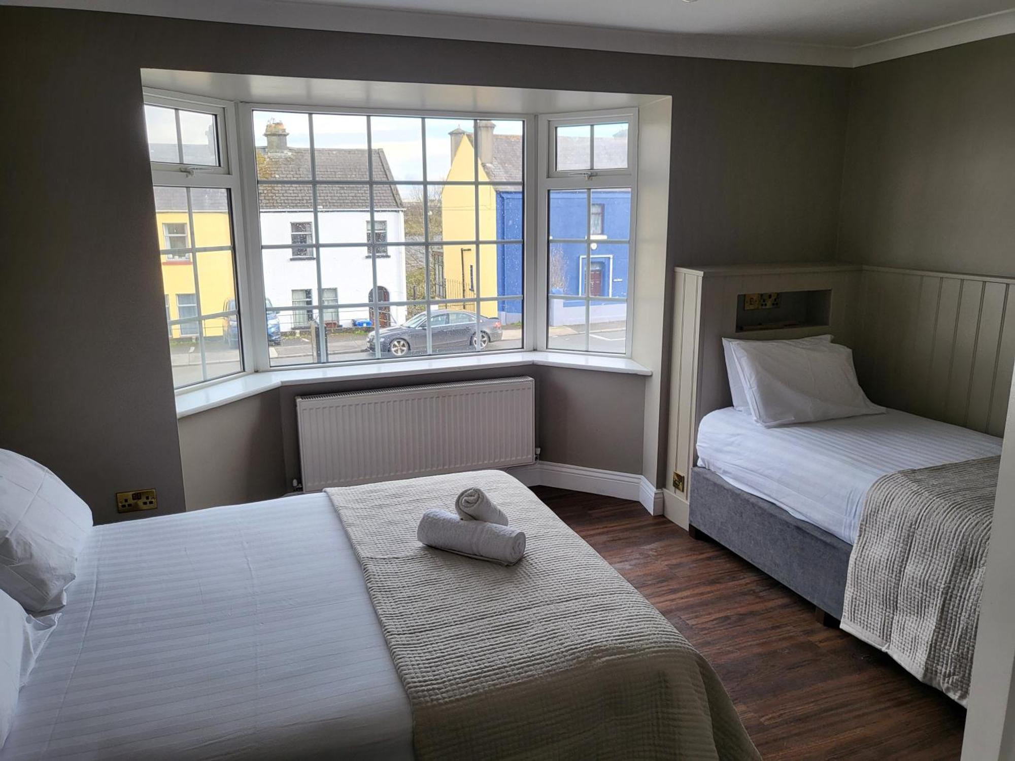 Urban Nest Townhouse Bed and Breakfast Galway Exteriör bild