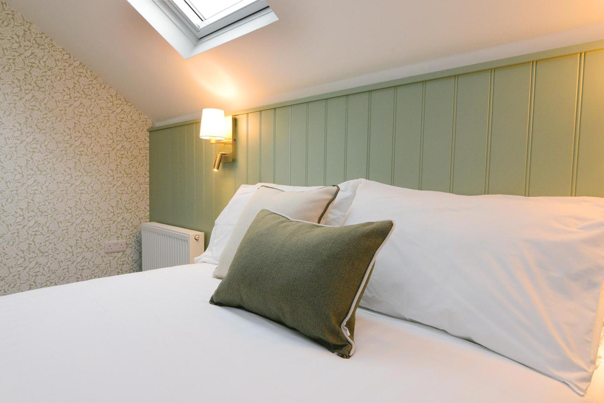 Urban Nest Townhouse Bed and Breakfast Galway Exteriör bild