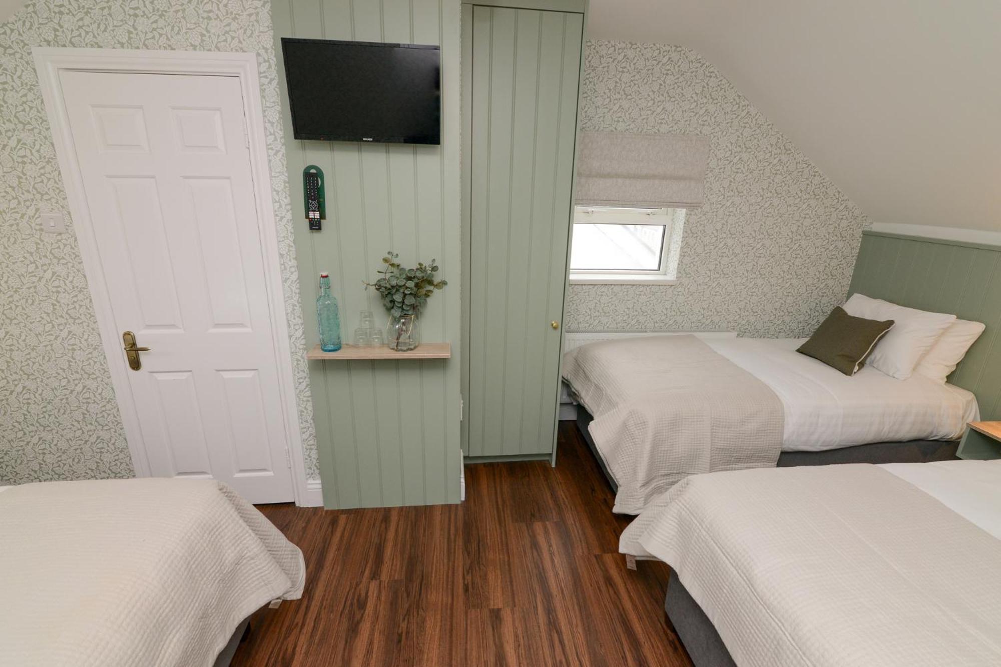 Urban Nest Townhouse Bed and Breakfast Galway Exteriör bild