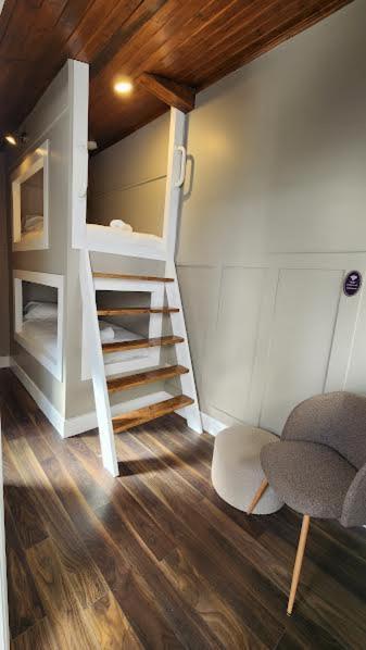 Urban Nest Townhouse Bed and Breakfast Galway Rum bild